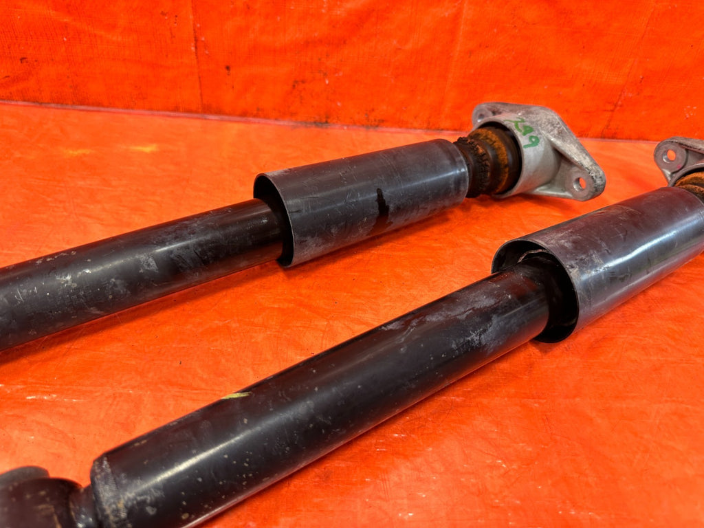 13 16 HYUNDAI GENESIS COUPE 3.8L   SPORT MODEL W/ BREMBO   REAR SHOCKS OEM 2992