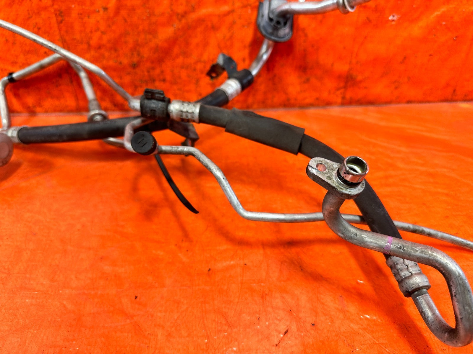 08 15 INFINITI G37 Q60 3.7L A/C AIR CONDITIONING REFRIGERANT LINES HOSES SET 32910