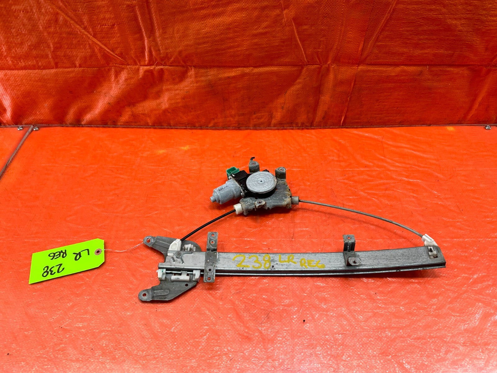 09 13 INFINITI  G37 SEDAN   DRIVER LEFT REAR   WINDOW REGULATOR W/ MOTOR OEM 2380