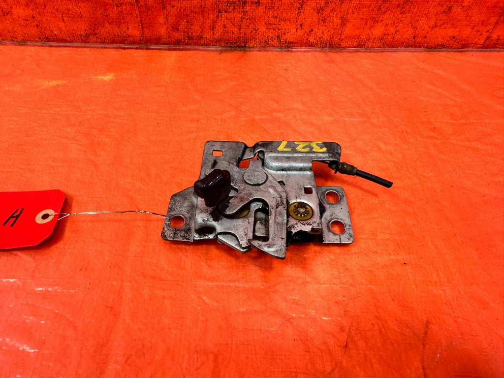 92 95 HONDA CIVIC   HOOD LATCH LOCKING MECHANISM LOCK   OEM FACTORY #3272