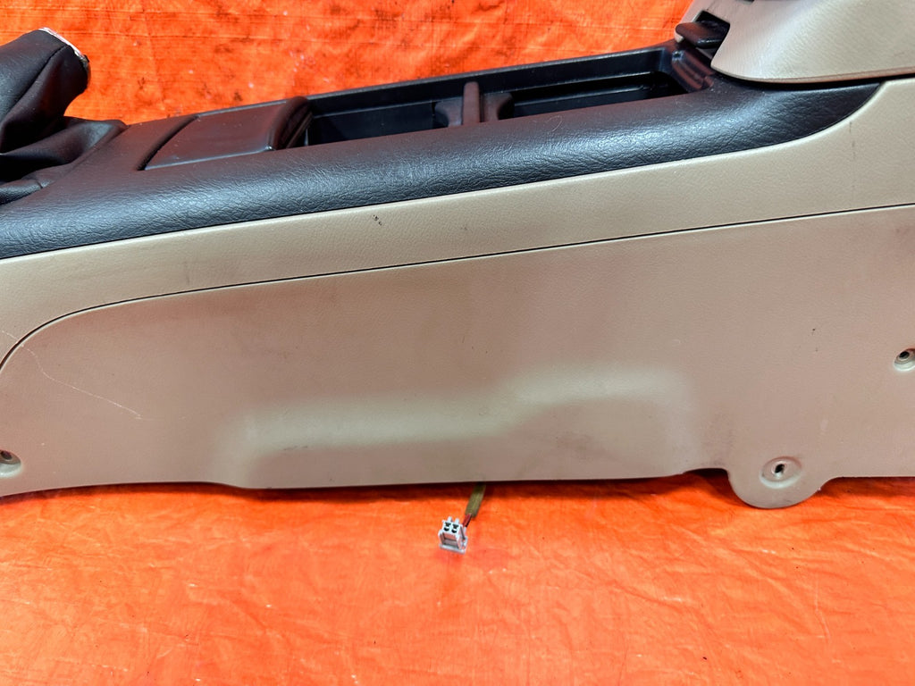 97 01 HONDA PRELUDE   ARM REST / CENTER CONSOLE STORAGE COMPARTMENT TAN OEM 3238