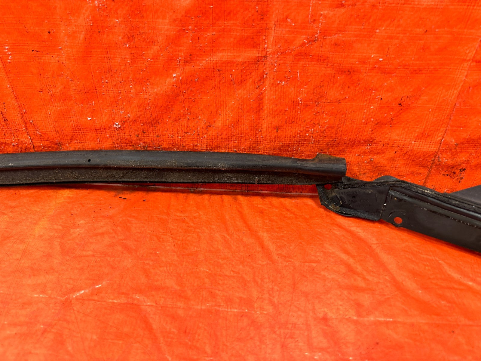 INFINITI G37 CONVERTIBLE REAR CONVERTIBLE TOP WEATHER STRIP RUBBER GASKET 310 12