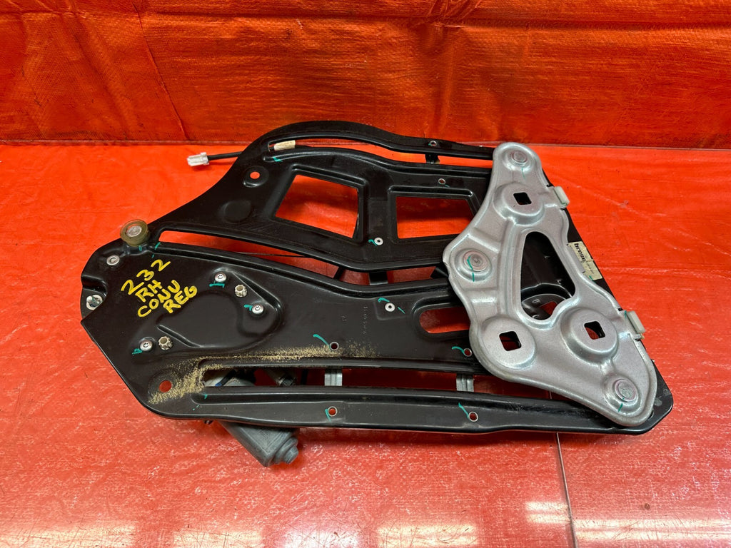 09 15 INFINITI G37 CONVERTIBLE RIGHT REAR QUARTER GLASS WINDOW REGULATOR OEM 2320