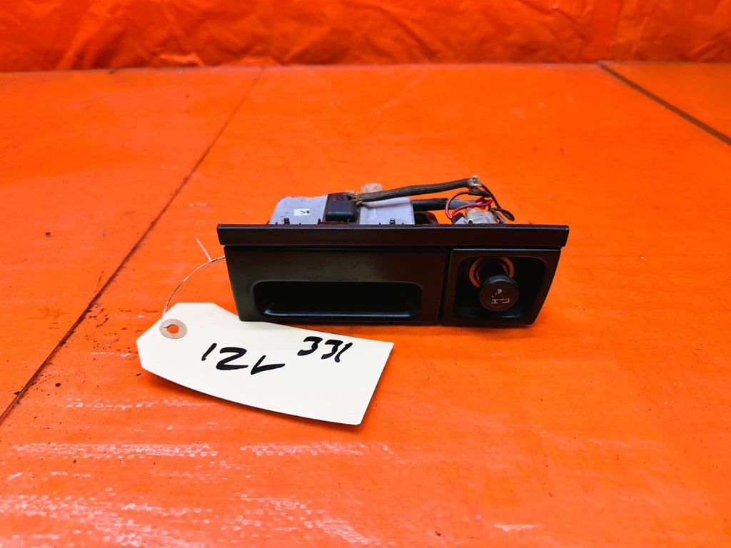 94 01 ACURA INTEGRA DASH CENTER ASH TRAY WITH CIGARETTE LIGHTER OEM #3310