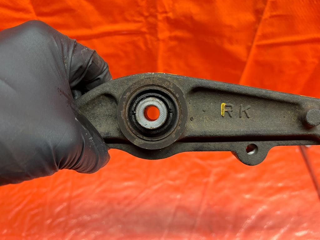 90 93 ACURA INTEGRA LS & RS   PASSENGER RIGHT REAR   LOWER CONTROL ARM OEM #1545