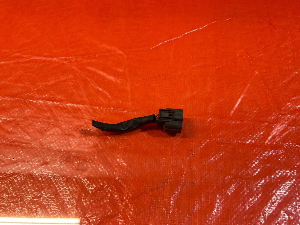 02 04 RSX TYPE S K20A2 ENGINE HARNESS PLUG CUT PIG TAIL CONNECTOR   6 WIRE 93 90