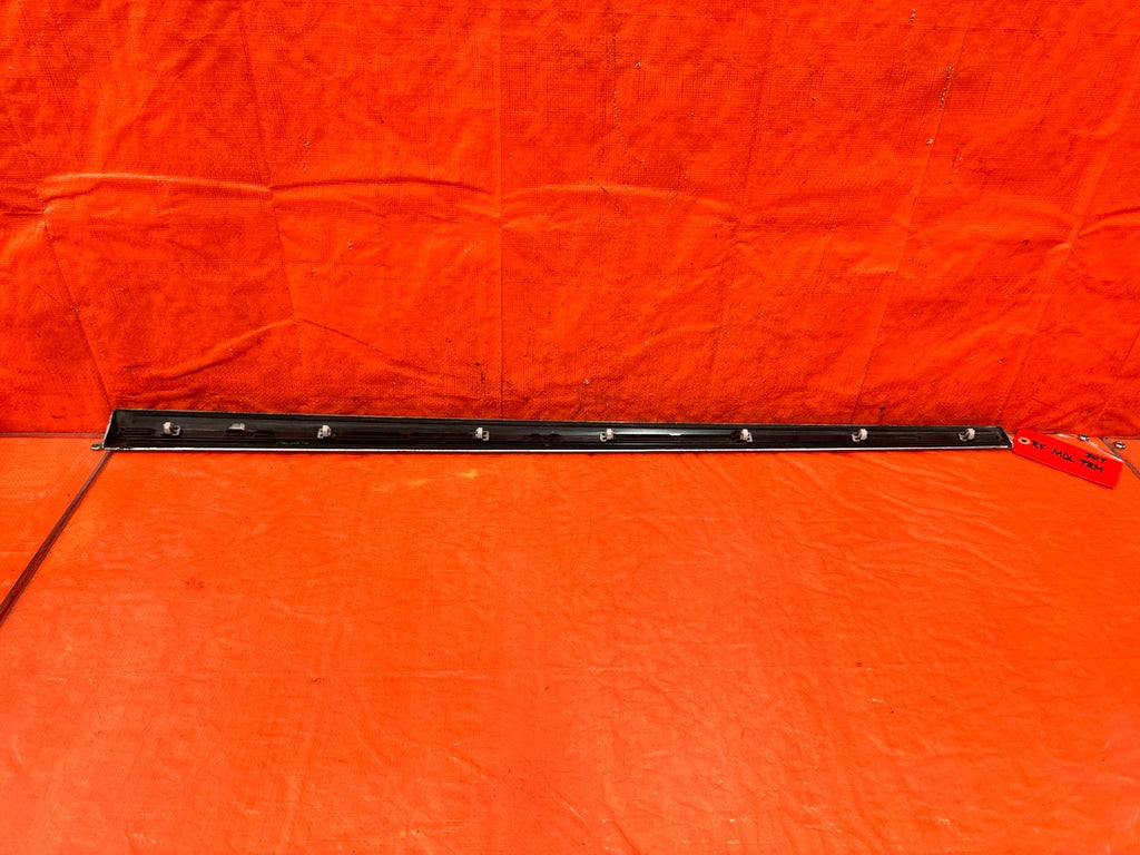 06-11 HONDA CIVIC SI 4D SEDAN - DOOR MOLDING IMPACT STRIP RIGHT FRONT OEM #3074