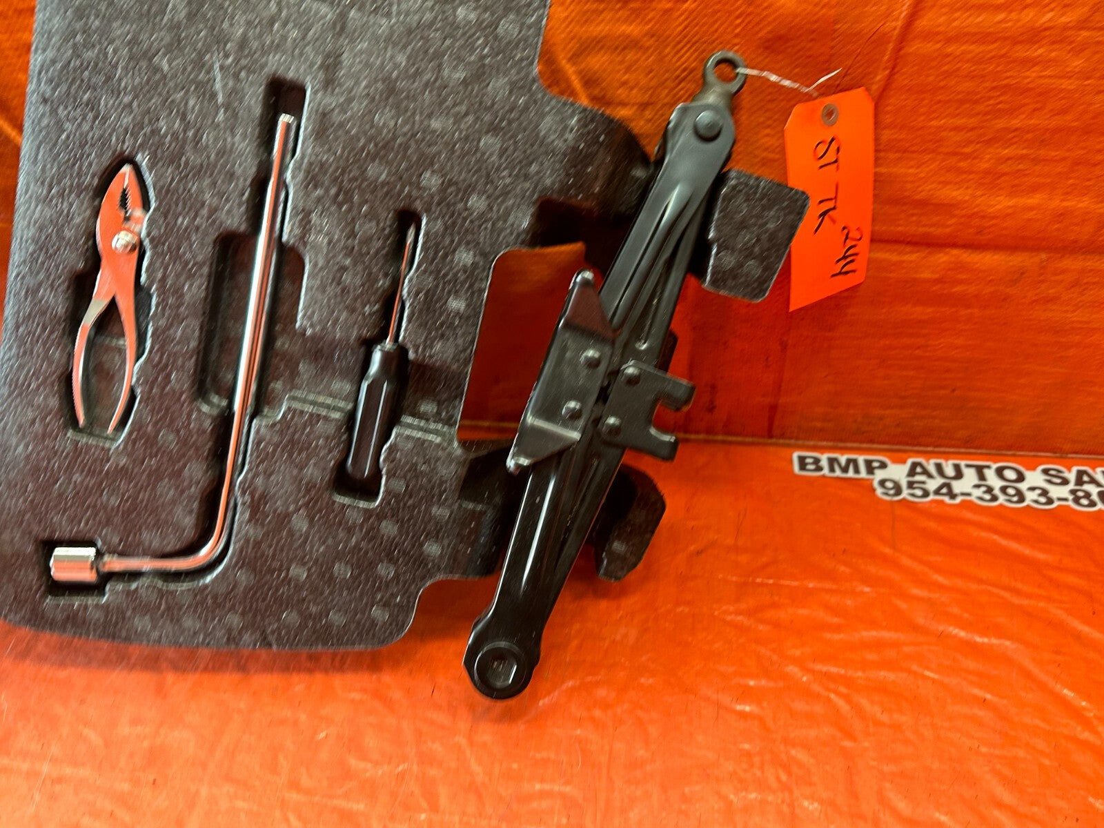 07 12 LEXUS ES350   SPARE TIRE TOOL KIT   JACK LUG NUT WRENCH SWIVEL   OEM #2447