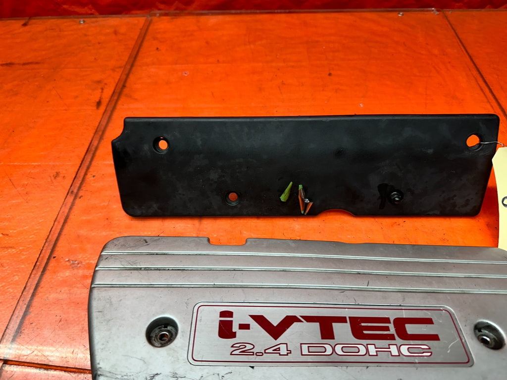 04-05 ACURA TSX 2.4L K24A2 INTAKE MANIFOLD COIL PACK COVER TRIM OEM #33911