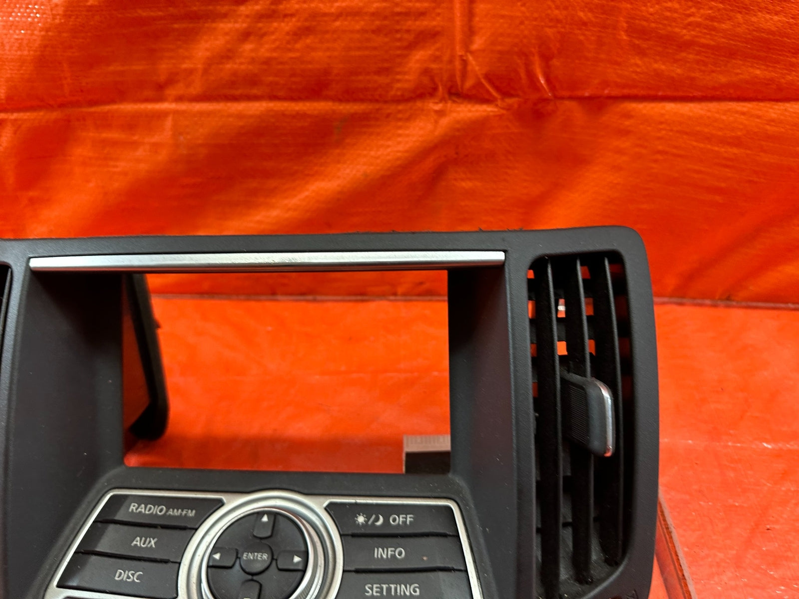 08 15 INFINITI G37 & Q60    2D COUPE   RADIO STEREO CONTROL BEZEL   NON NAVI 2075