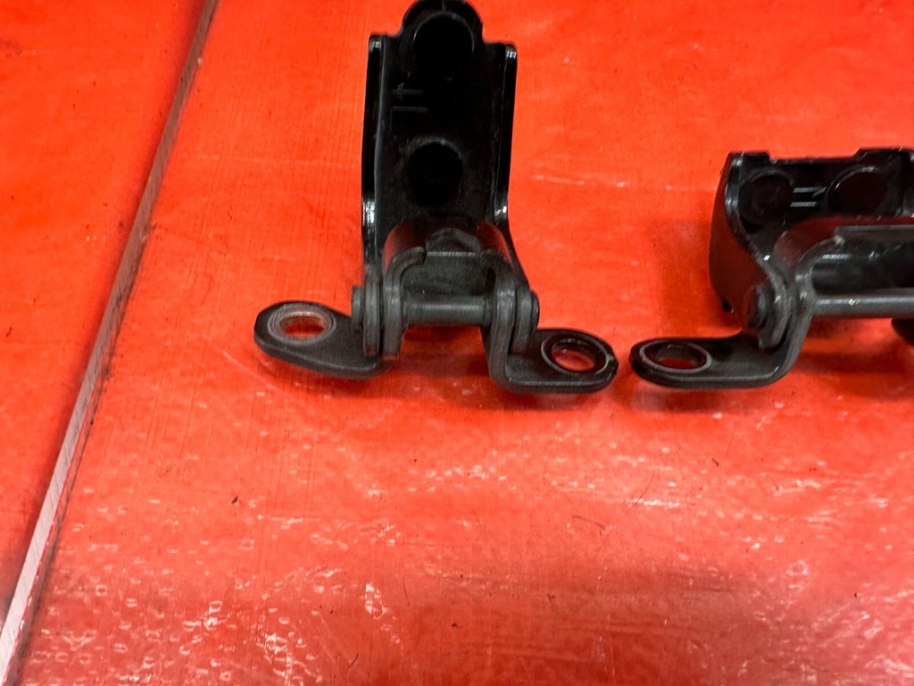 04 08 ACURA TSX   DRIVER LEFT REAR   DOOR HINGE SET UPPER LOWER   OEM #2057