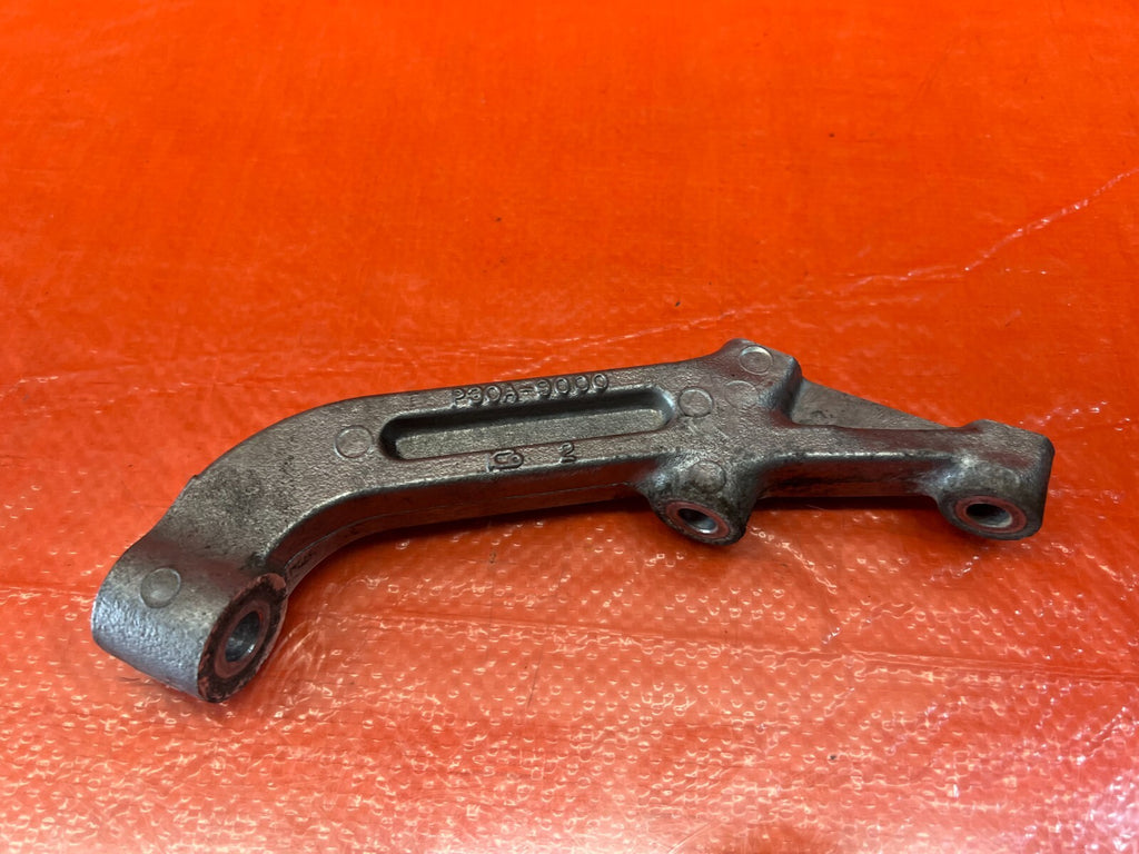 94 01 INTEGRA   AUTOMATIC FRONT ENGINE STIFFENER TRANSMISSION BRACKET   OEM #1595