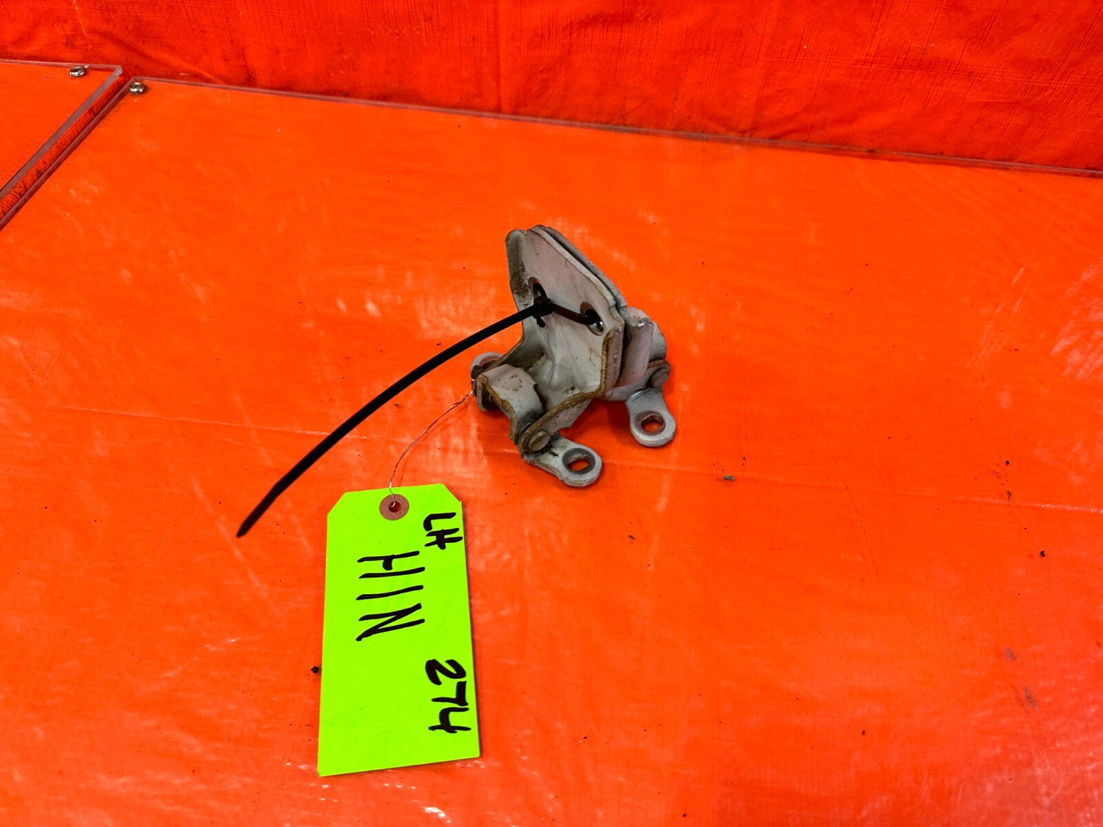 94 01 ACURA INTEGRA 2D   DOOR HINGE SET HINGES LEFT RIGHT   OEM FACTORY #274 10