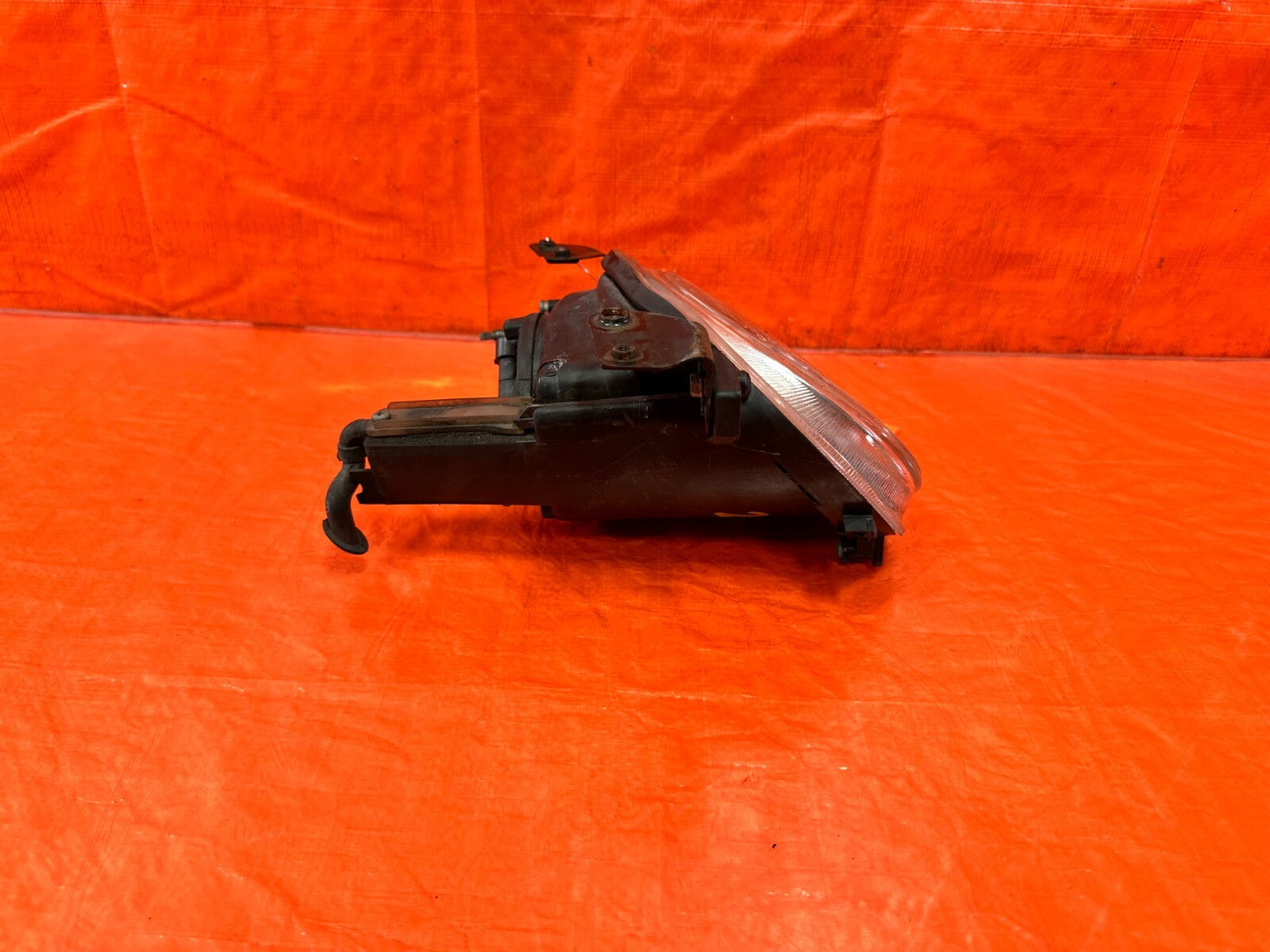 92 94 LEXUS SC300   DRIVER LEFT INNER HEADLIGHT HEAD LAMP LIGHT HIGH BEAM OEM 764