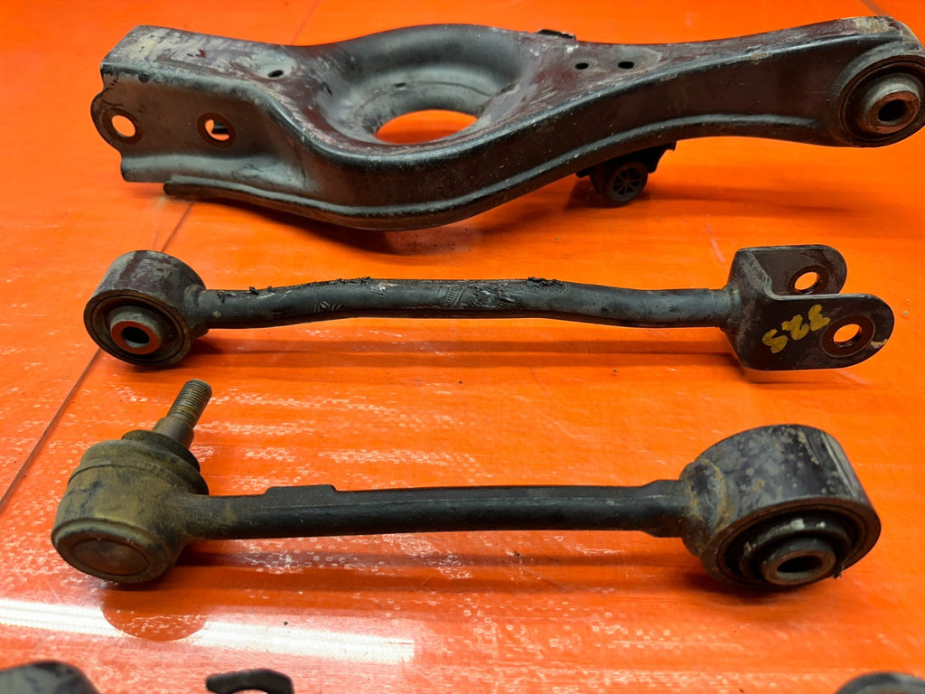13 16 HYUNDAI GENESIS COUPE   LEFT REAR CONTROL ARMS UPPER LOWER QTY 4 OEM 32510