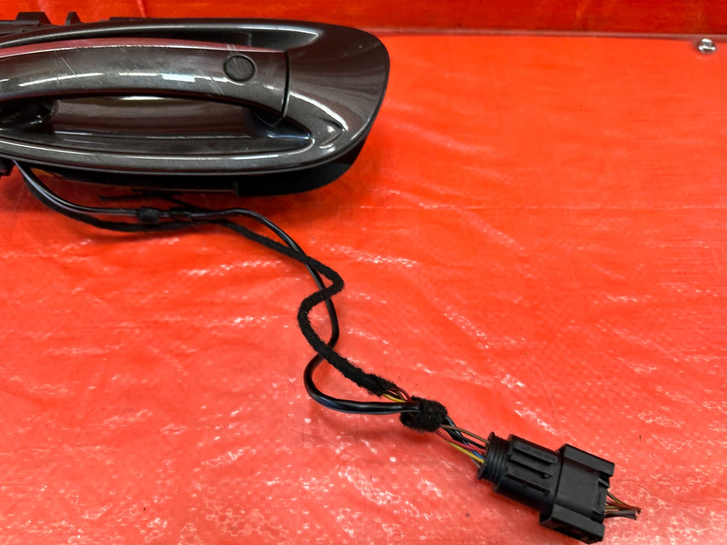10 16 PORSCHE PANAMERA   DRIVER LEFT REAR EXTERIOR DOOR HANDLE   OEM FACTORY #655