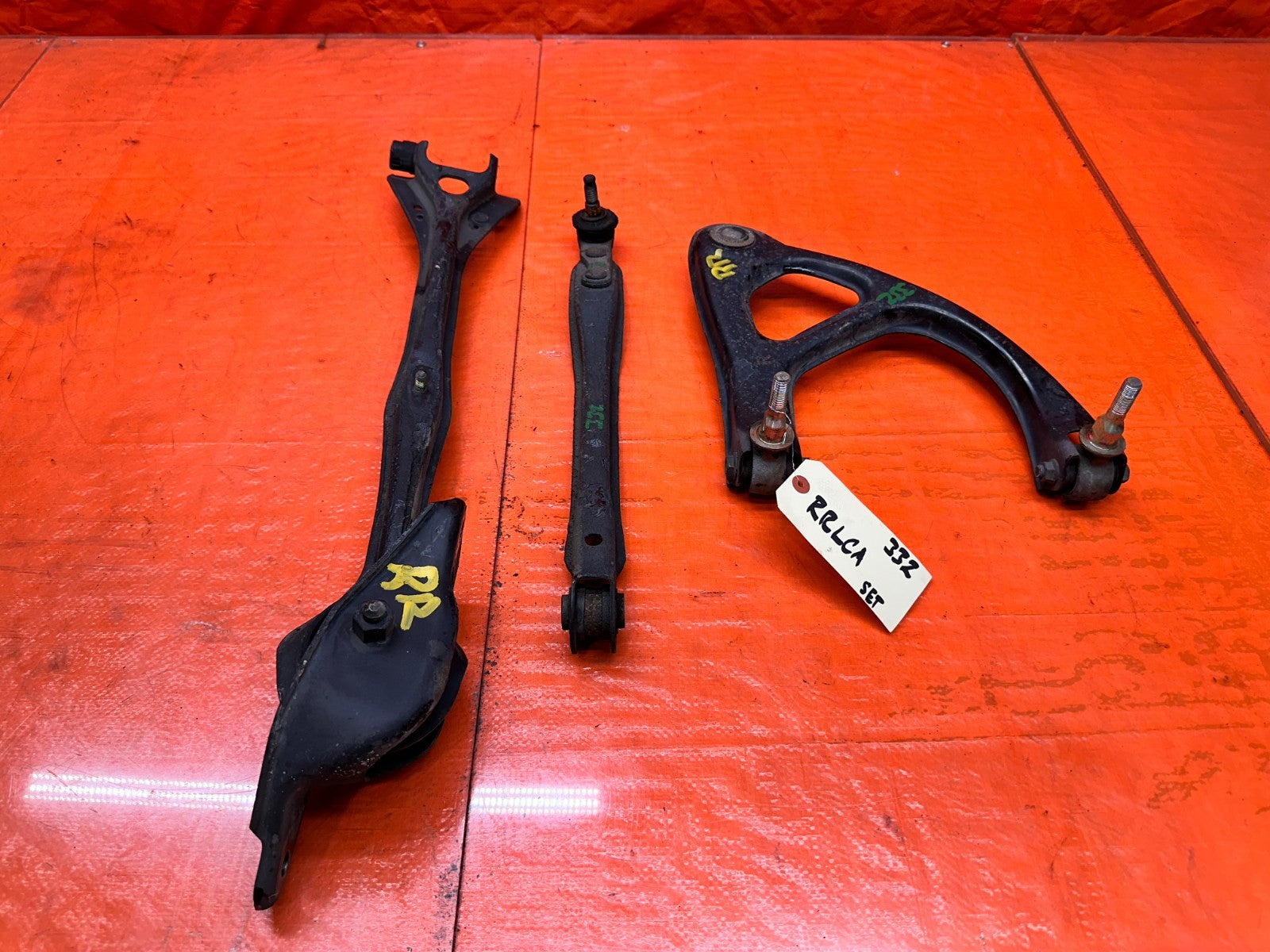 92 96 HONDA PRELUDE RIGHT REAR CONTROL ARMS SET OF 3   OEM #3320