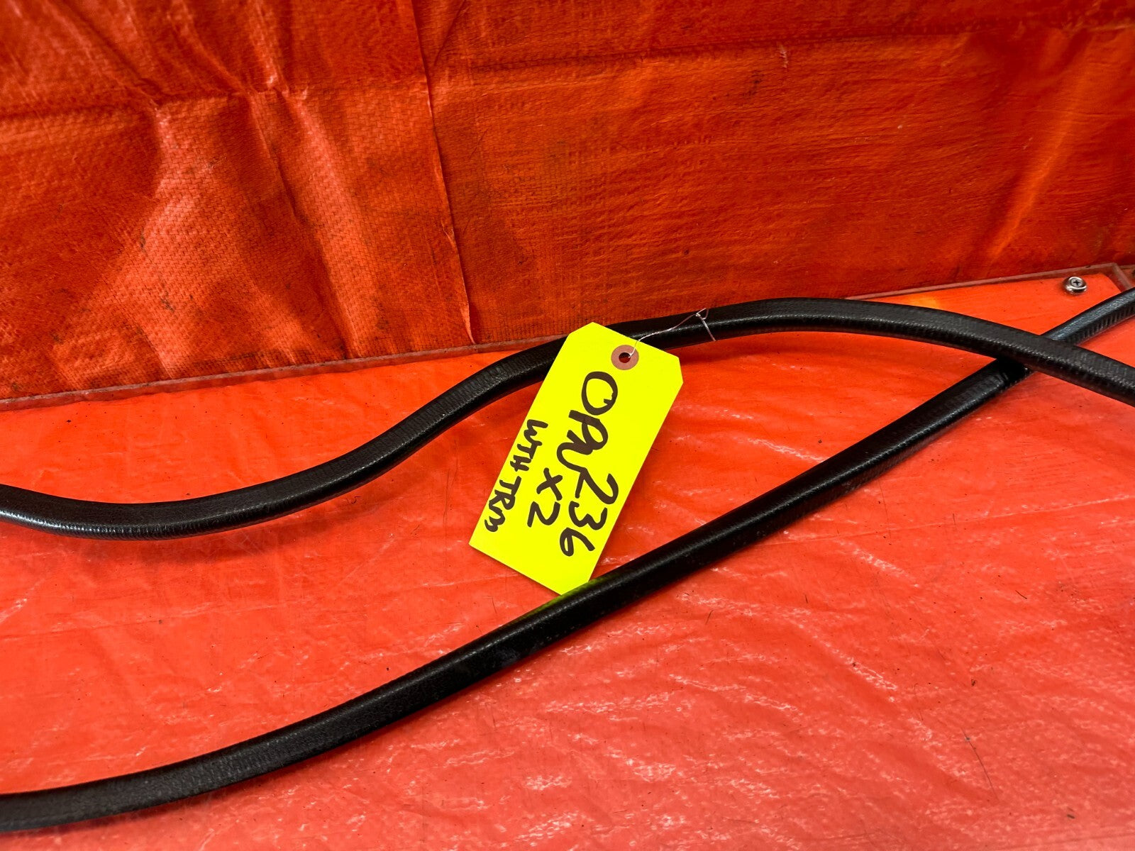 92 95 HONDA CIVIC 2D COUPE   CHASSIS TO DOOR OPEN TRIM WEATHER STRIP LEFT FRONT6