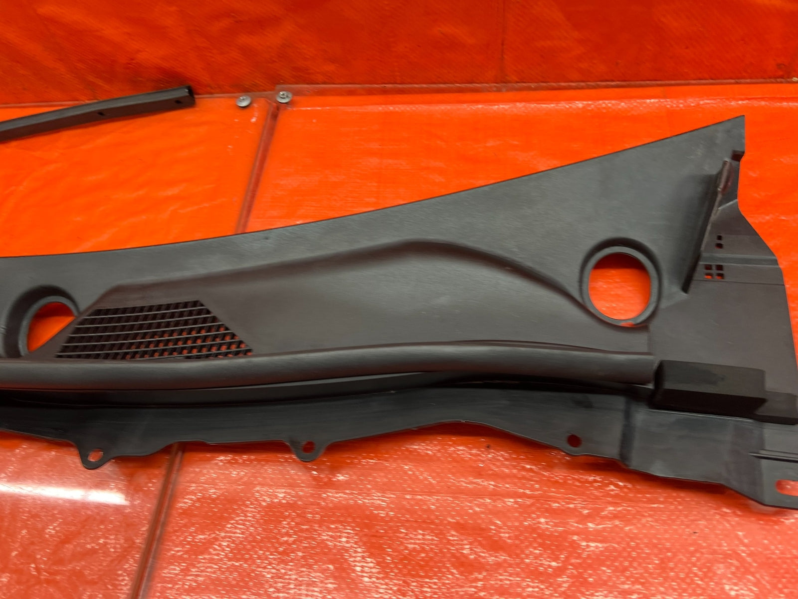 08 15 INFINITI G37 & Q60   2D COUPE   WIPER COWL TRIM   LEFT SIDE   OEM #1695