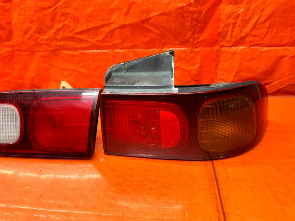 94-01 ACURA INTEGRA 4D SEDAN REAR TAIL LIGHT LAMPS SET ALL 4 OEM #3405