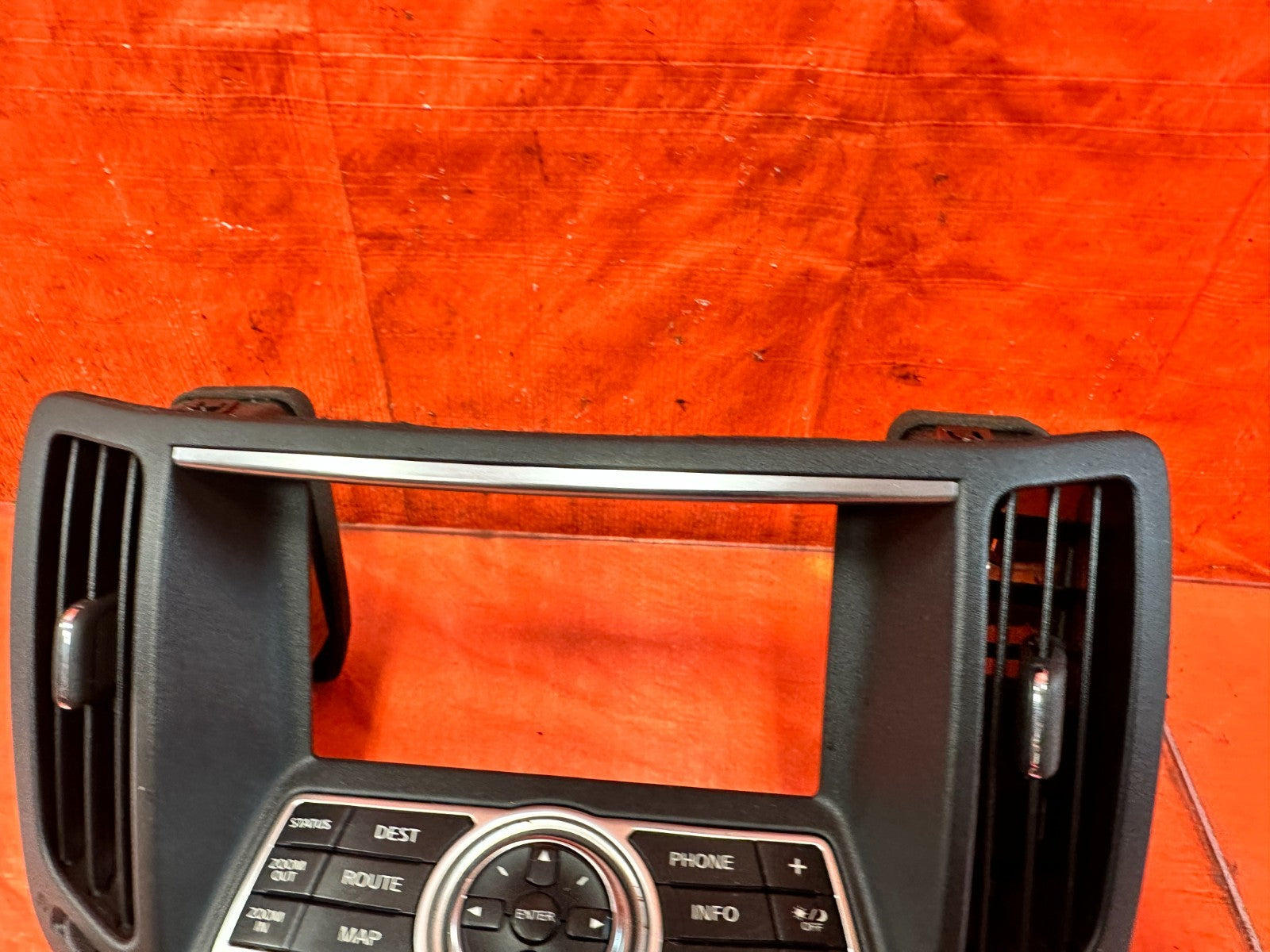 08 09 INFINITI G37 2D COUPE   NAVIGATION CONTROL MODULE W/ BEZEL   OEM #3205