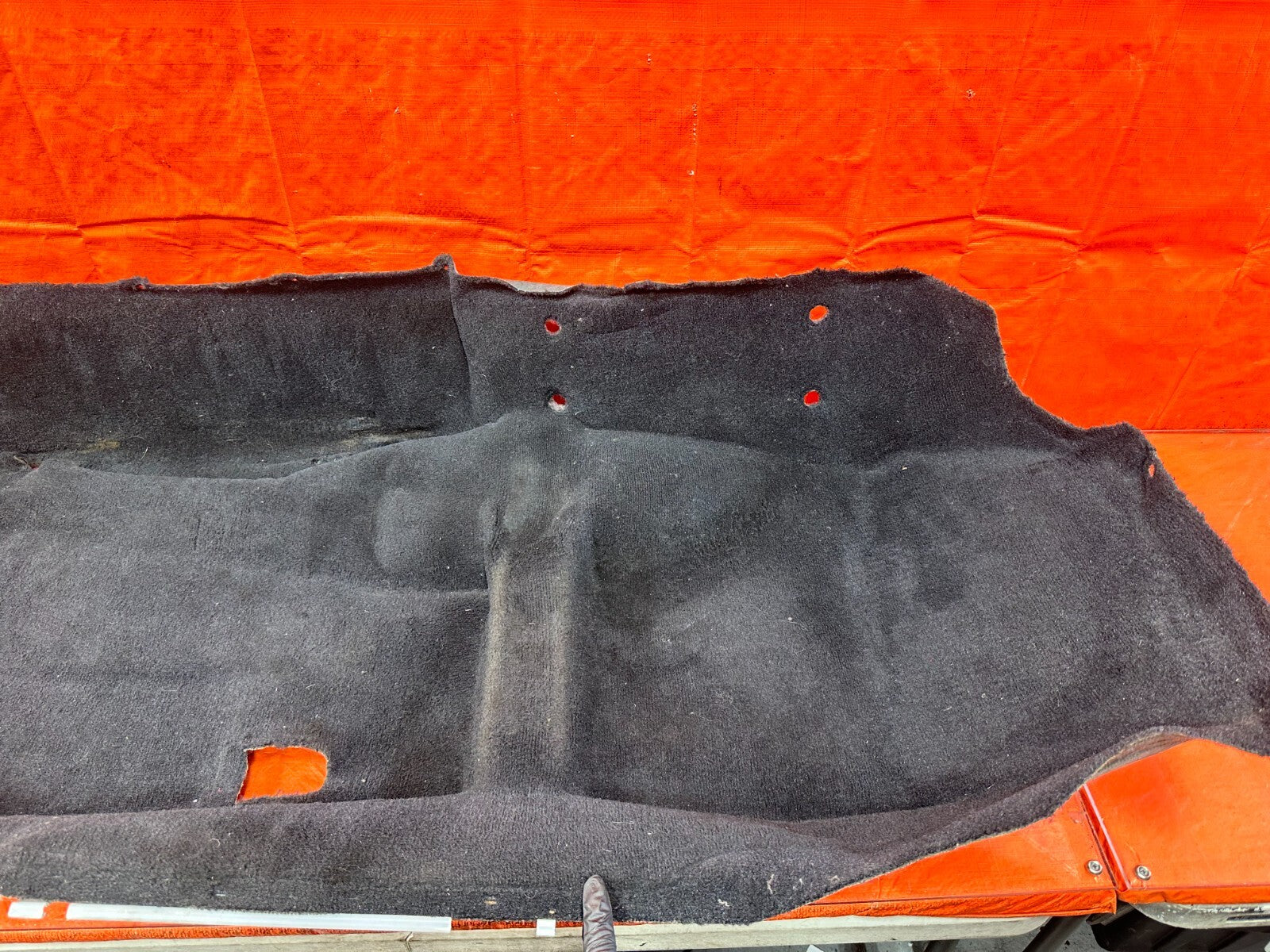 00 05 HONDA S2000   PASSENGER RIGHT   CARPET RUG FLOOR MAT   BLACK   OEM #2902
