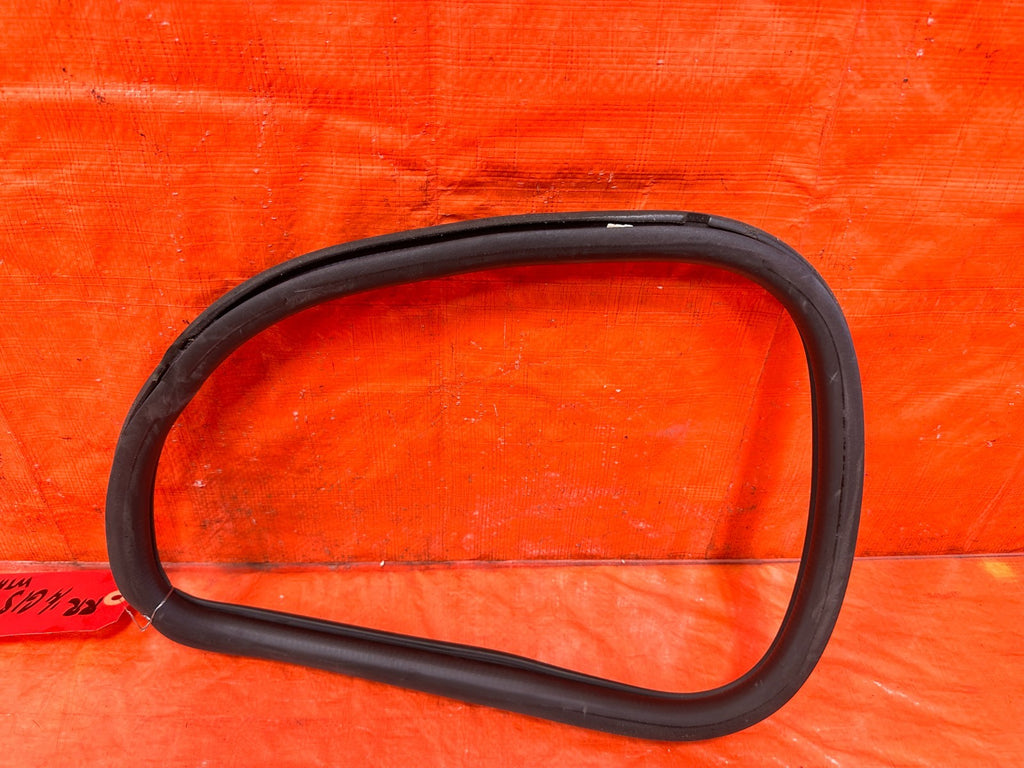 09 11 MAZDA RX8 RX 8  PASSENGER RIGHT REAR GLASS WEATHER STRIP   OEM #3036