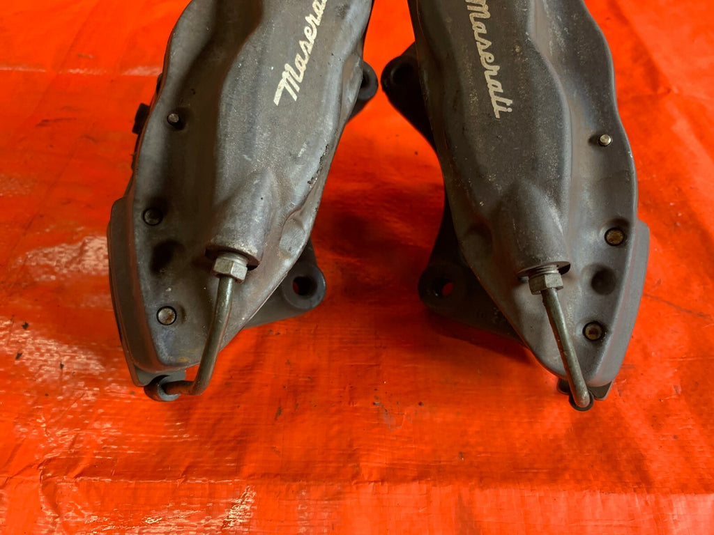OEM 2015 15 MASERATI GHIBLI   REAR BRAKE CALIPER SET   LEFT RIGHT CALIPERS2