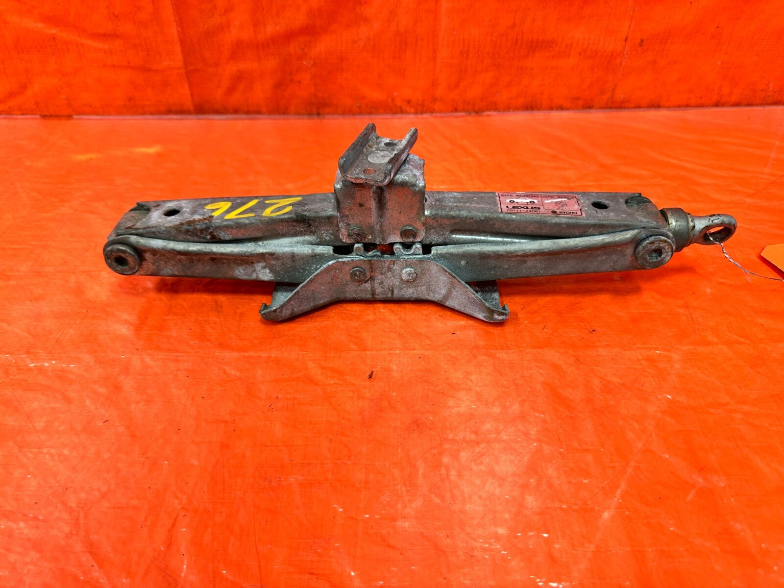 92 93 LEXUS SC300   SPARE TIRE PANTOGRAPH / SCISSOR JACK   OEM FACTORY #2765