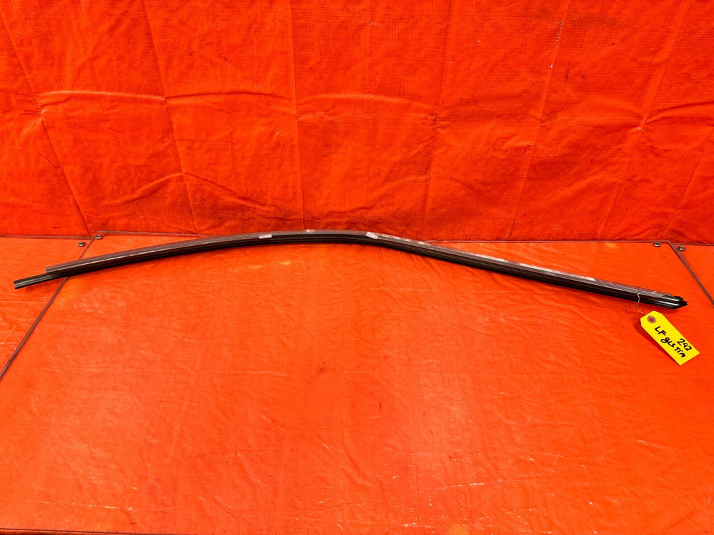 13 20 SUBARU BRZ   DRIVER LEFT UPPER A PILLAR WEATHER STRIP BRACKET OEM #2920