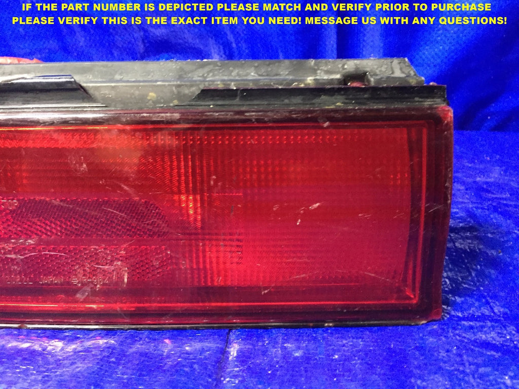 OEM 1993 1994 INFINITI J30 DRIVER LEFT TAIL LIGHT HAS DAMAGE LOOK AT PICTURES1