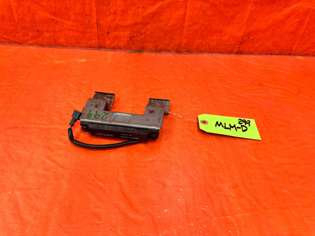 10 16 HYUNDAI GENESIS COUPE   SMART KEY ANTENNA   PART # 95461 2J000   OEM #2990