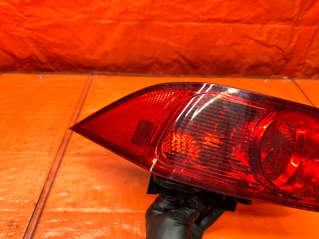 04-05 ACURA TSX 4D 2.4L K24A2 LEFT DRIVER OUTER QUARTER TAIL LIGHT LAMP OEM #3428