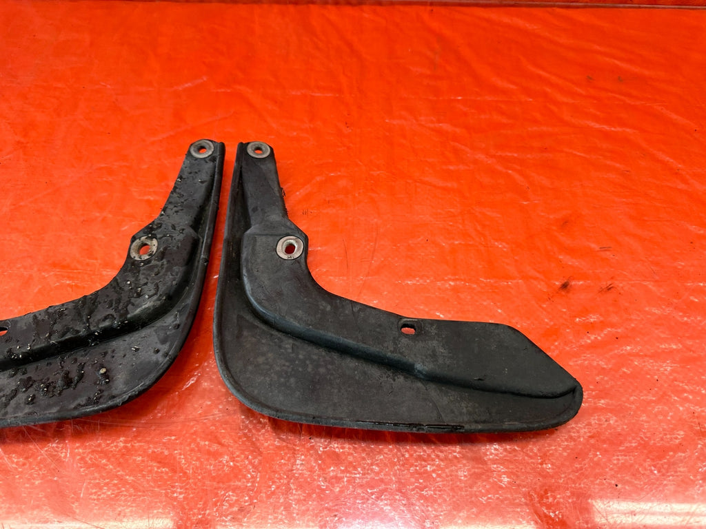 95 98 HONDA ODYSSEY   LEFT AND RIGHT FRONT MUD FLAPS   OEM FACTORY #19311