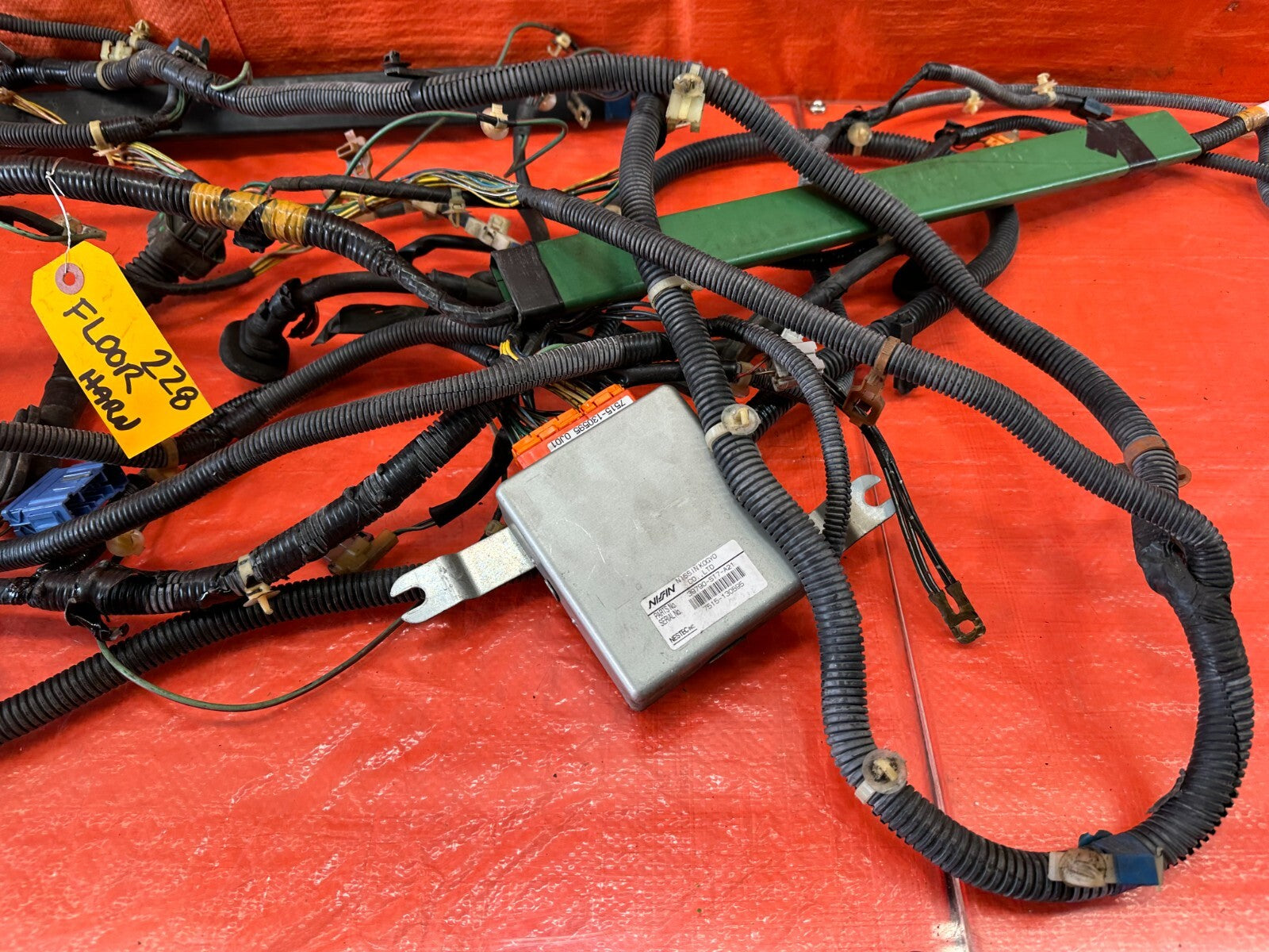 98 01 INTEGRA SEDAN GS GSR LS   FLOOR / REAR WIRING HARNESS WIRE LOOM   OEM #2283