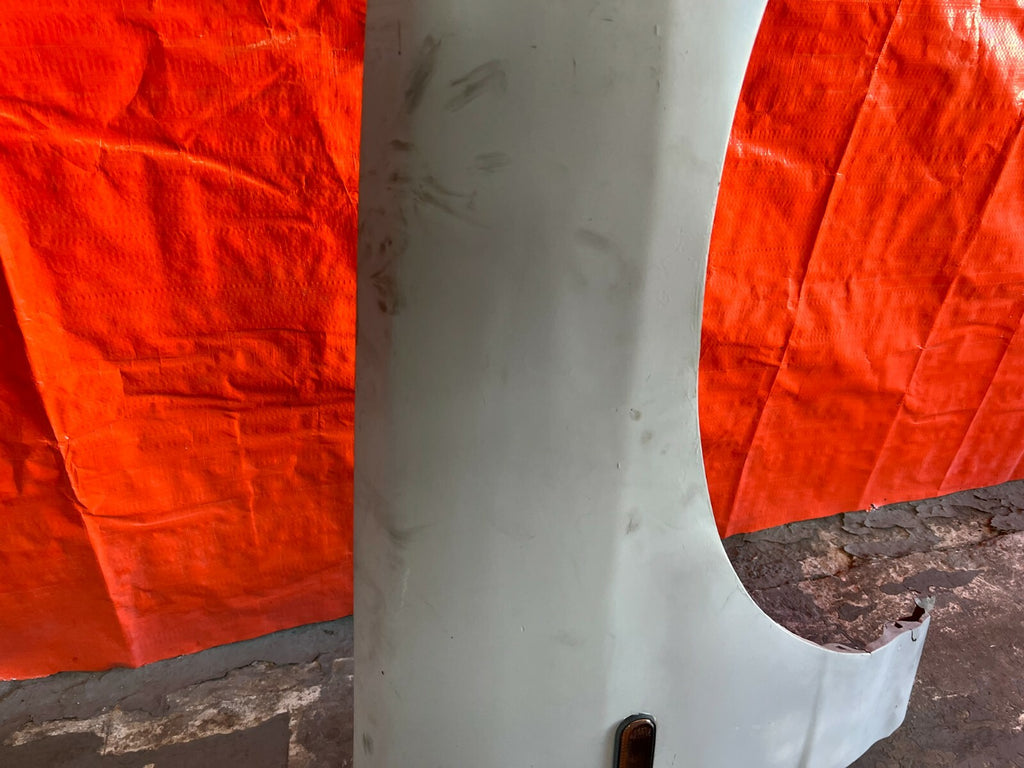 94 01 ACURA INTEGRA   JDM FRONT MODEL    FENDER   PASSENGER RIGHT SIDE   OEM 1025