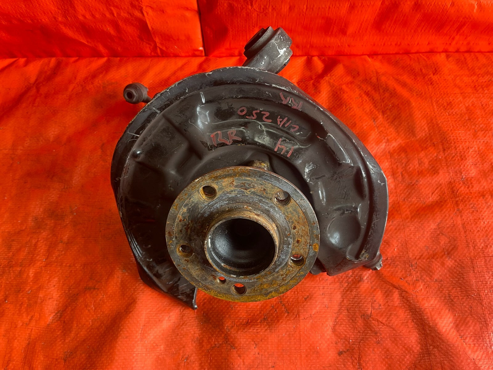 14 19 MERCEDES BENZ CLA 250 FWD PASSENGER RIGHT REAR SPINDLE KNUCKLE HUB OEM OE4