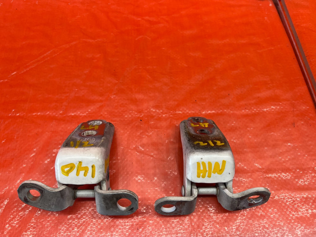 02 06 ACURA RSX   DRIVER LEFT FRONT DOOR HINGE SET UPPER LOWER   OEM #1408