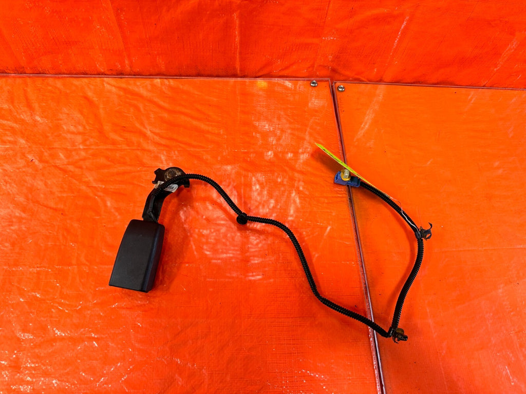 13 15 HONDA CIVIC SI   PASSENGER RIGHT FRONT SEAT BELT CLIP BUCKLE   OEM #2694