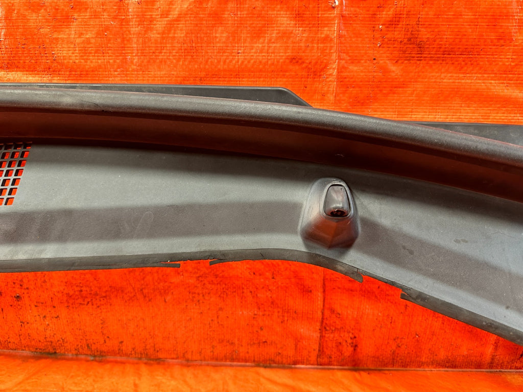 09 14 ACURA TSX   WINDSHIELD WIPER COWL TRIM PLASTIC BEZEL   OEM FACTORY #3214