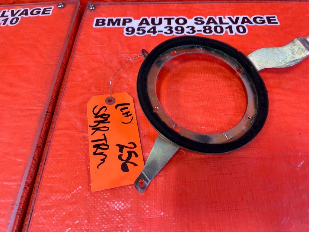 93 97 HONDA DEL SOL   DRIVER LEFT REAR SPEAKER BRACKET   OEM FACTORY #2563