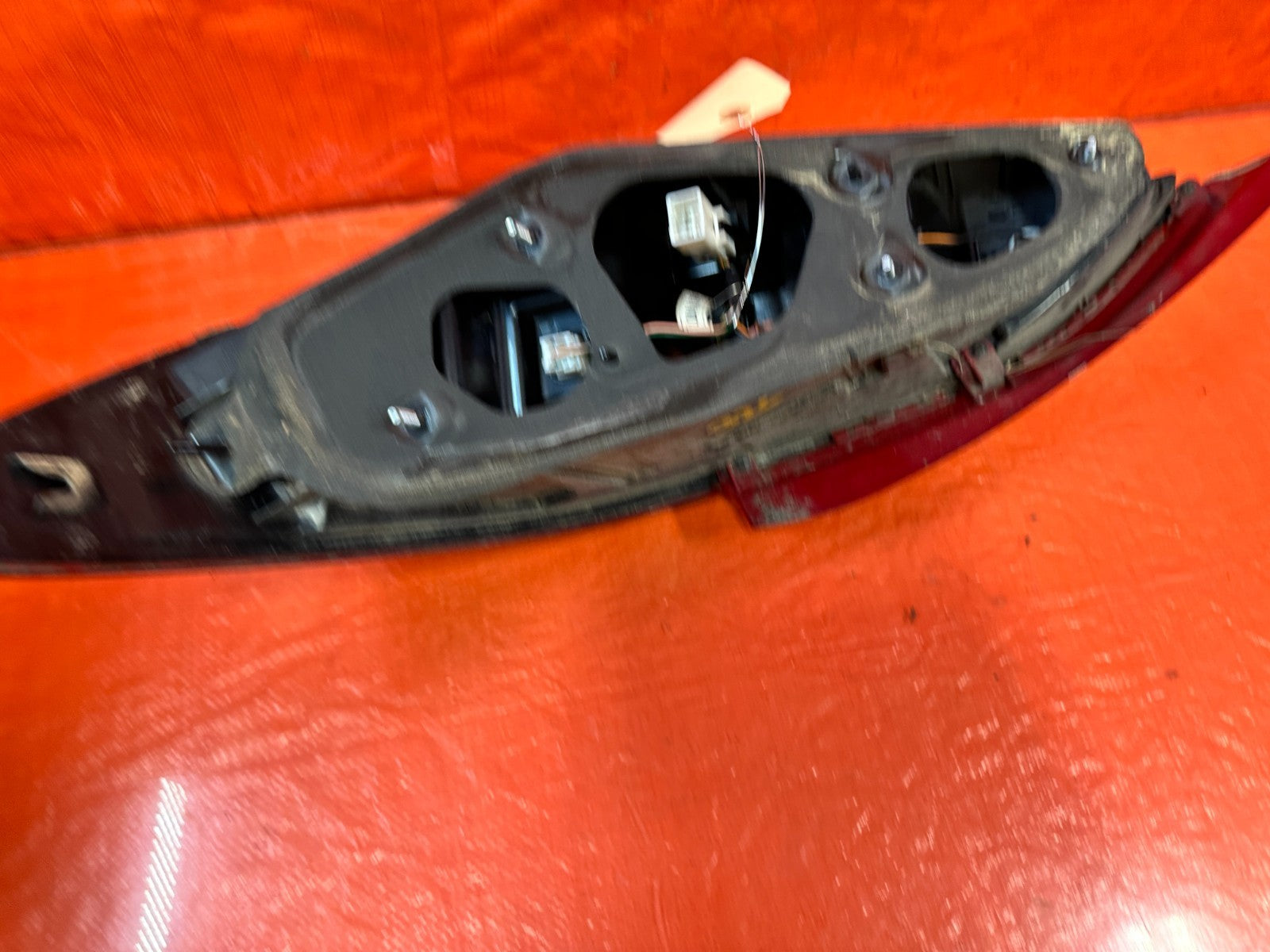 13 16 HYUNDAI GENESIS COUPE   DRIVER LEFT TAIL LIGHT LAMP   OEM FACTORY #32610