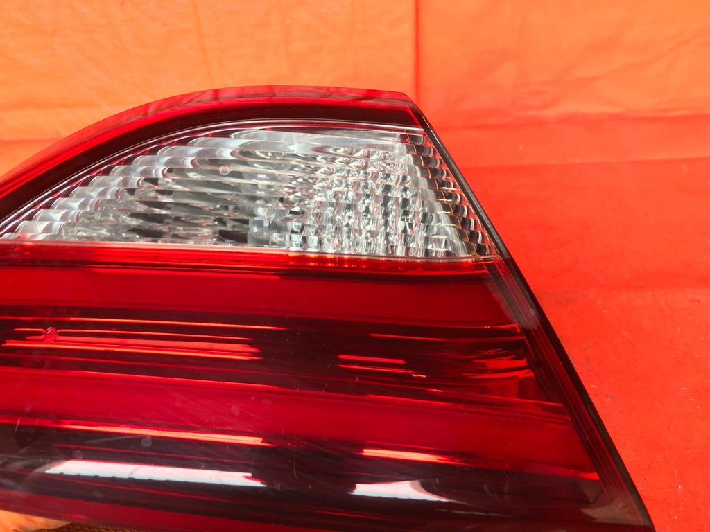 OEM 2015 2016 2017 CHRYSLER 200 DRIVER LEFT INNER TRUNK TAIL LIGHT LAMP LED2