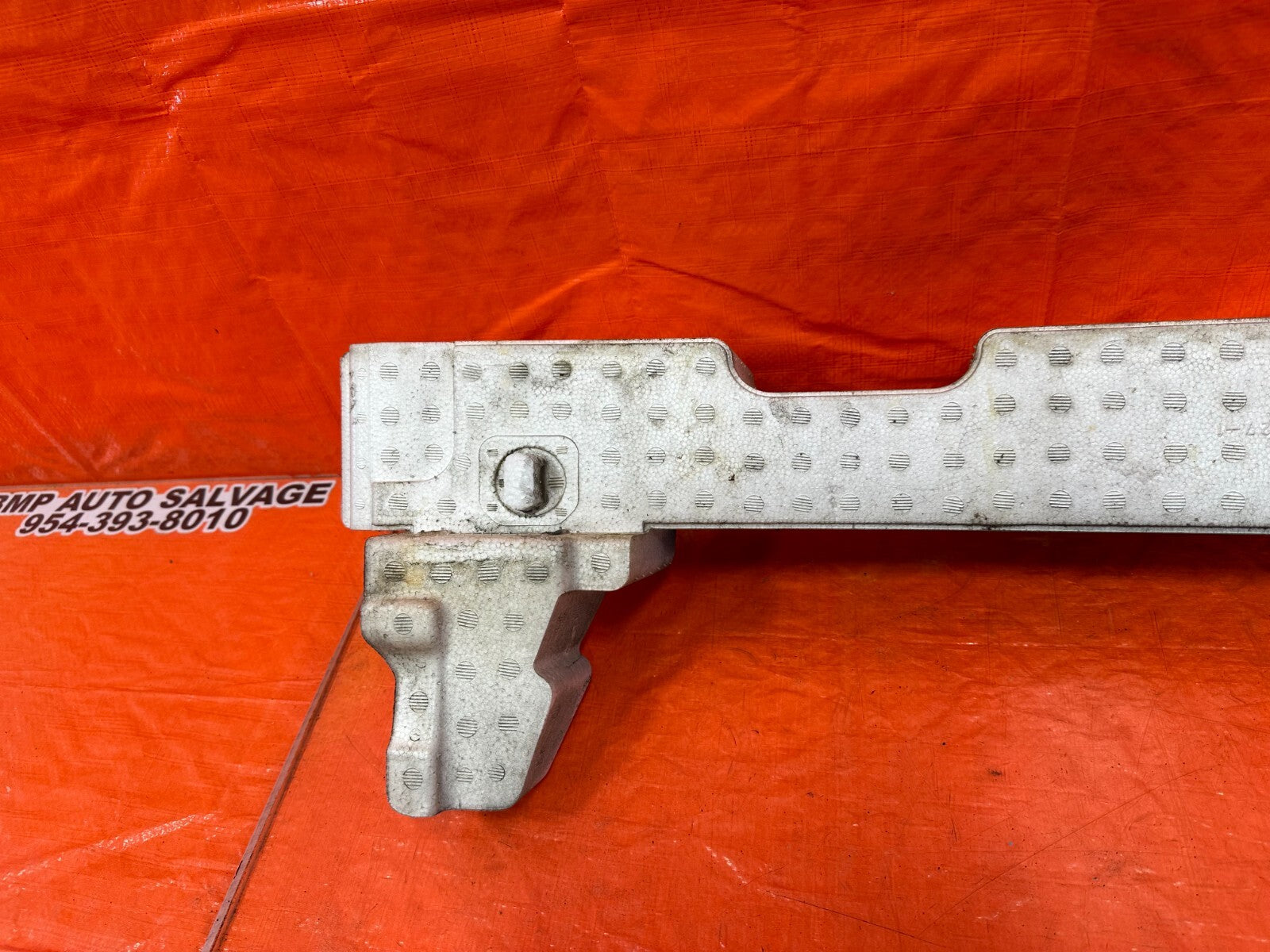 08 15 INFINITI G37 & Q60 COUPE   FRONT BUMPER STYROFOAM FOAM ENERGY ABSORBER 24810