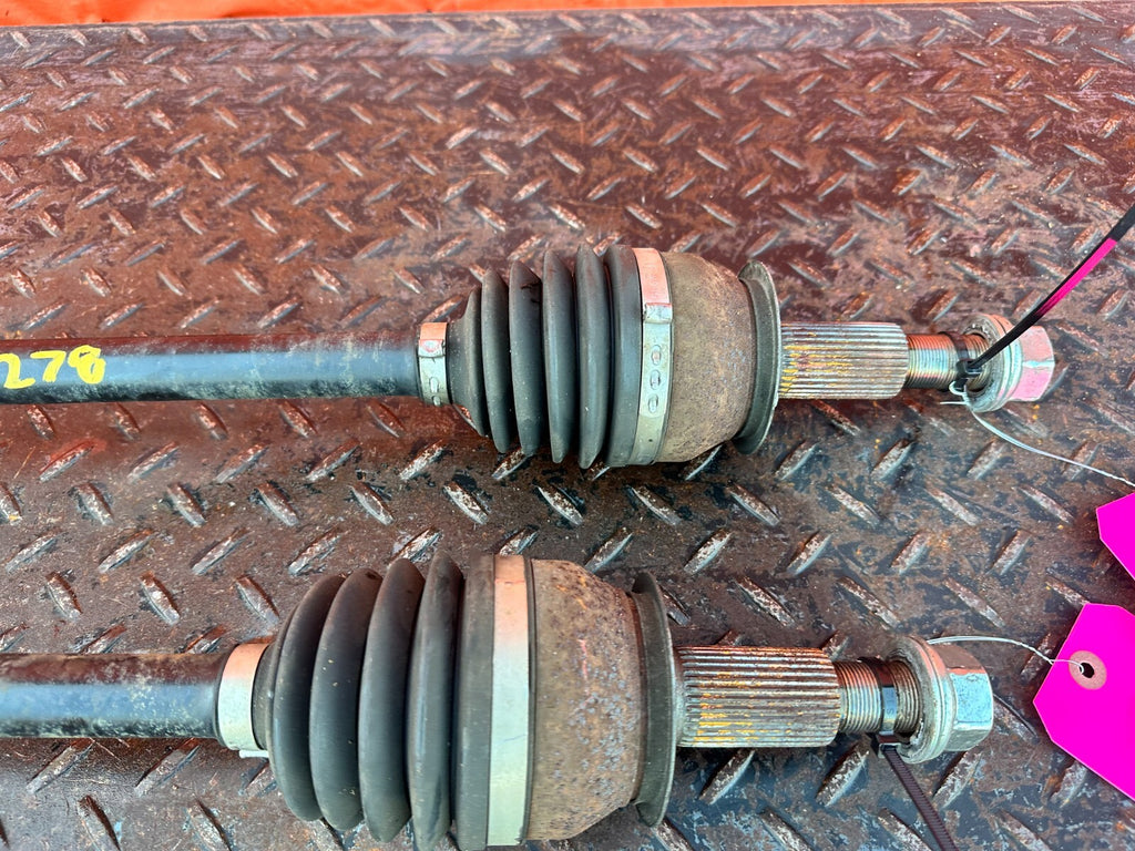 08 15 INFINITI G37 & Q60   LEFT & RIGHT   MANUAL STICK SHIFT AXLES   OEM #2784
