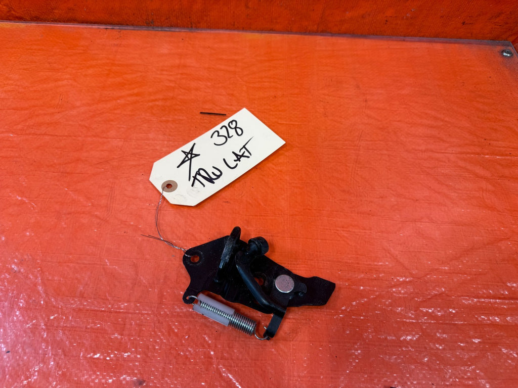 08 15 INFINITI G37 & Q60    2D COUPE   TRUNK STRIKER HOOK LATCH LOCK   OEM #3280
