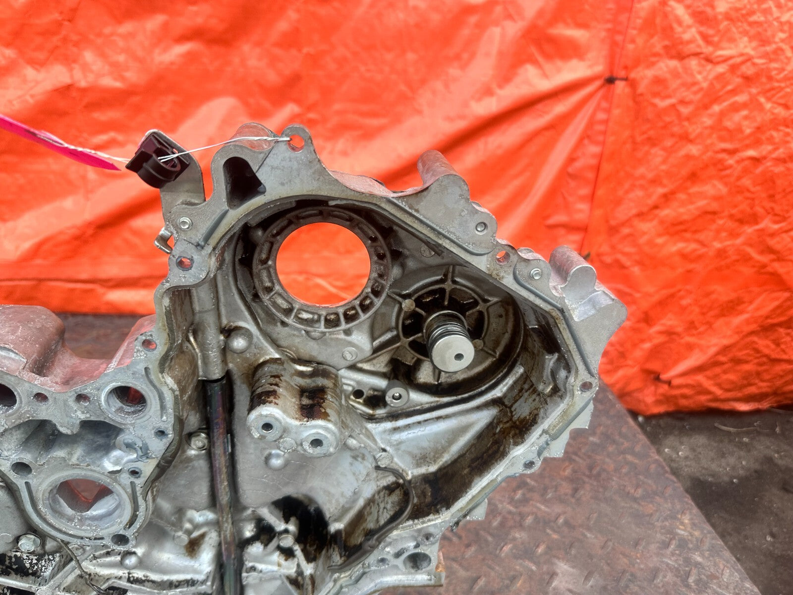 16 20 INFINITI Q50 & Q60   3.0L 300HP   TIMING CHAIN COVER CASE W/ L & R COVERS13