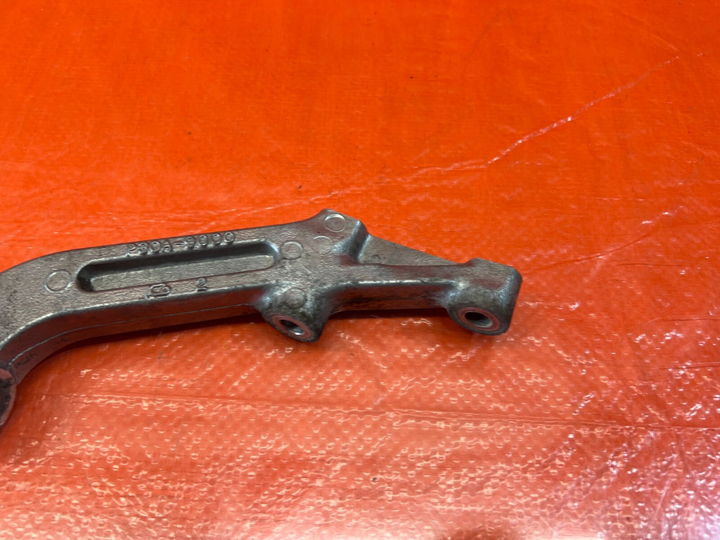 94 01 INTEGRA   AUTOMATIC FRONT ENGINE STIFFENER TRANSMISSION BRACKET   OEM #1594