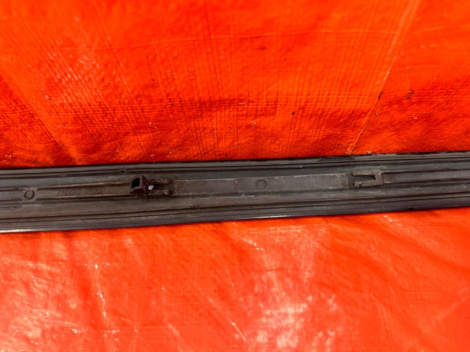 06 11 HONDA CIVIC SI 4D SEDAN   DOOR MOLDING IMPACT STRIP LEFT FRONT OEM #2827