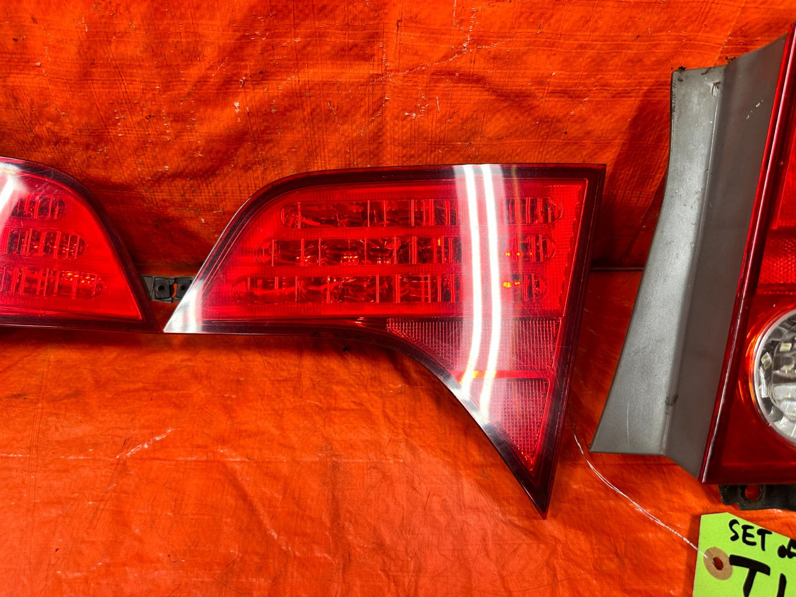 06 08 HONDA CIVIC   4 DOOR SEDAN COMPLET TAIL LIGHT TAIL LAMP SET ALL 4 OEM 3005